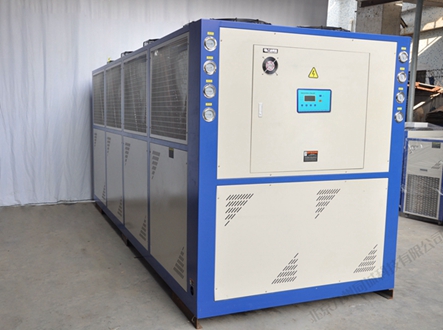 大型水循環(huán)恒溫機(jī)組